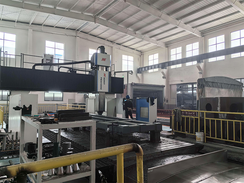 纽威3000x10000龙门加工中心